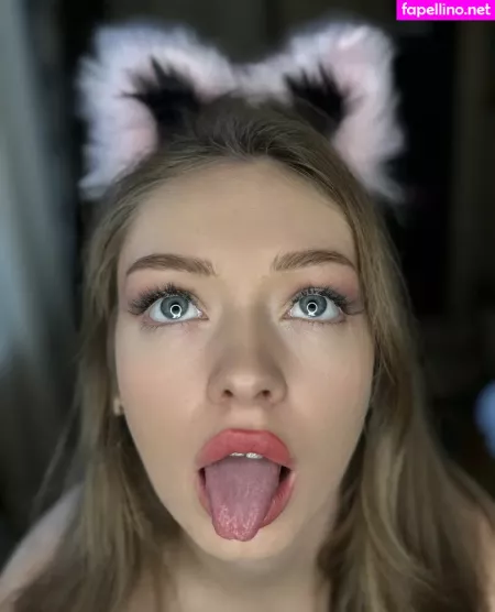 Teen Mia OnlyFans Thumbnail #0ynmHZeCtF
