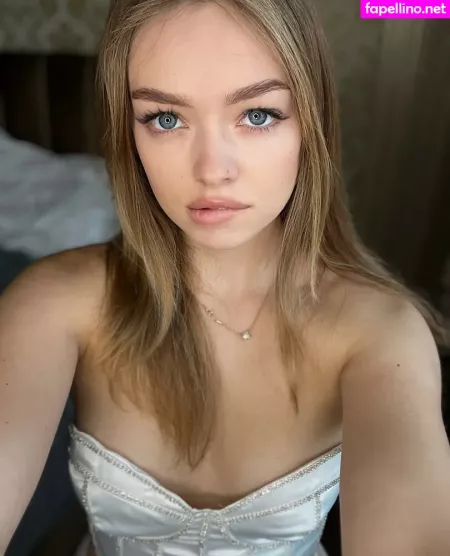 Teen Mia OnlyFans Thumbnail #TA1TcHicNw