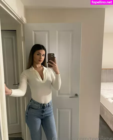 Teenrebe OnlyFans Thumbnail #J8gfQc9kSo