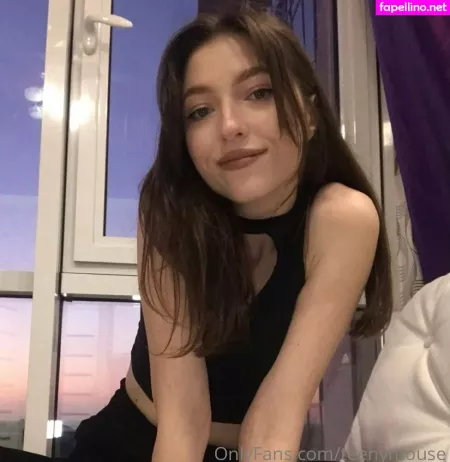 Teenymouse OnlyFans Thumbnail #4SoDwyQ9yZ