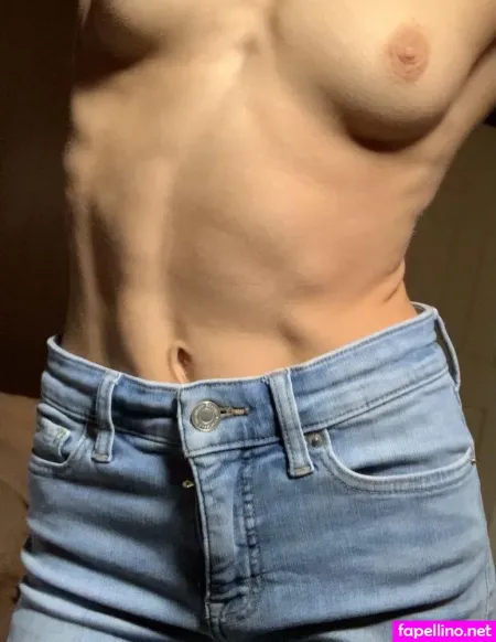 Teenytinyblondievip OnlyFans Thumbnail #7KmKKeblFO