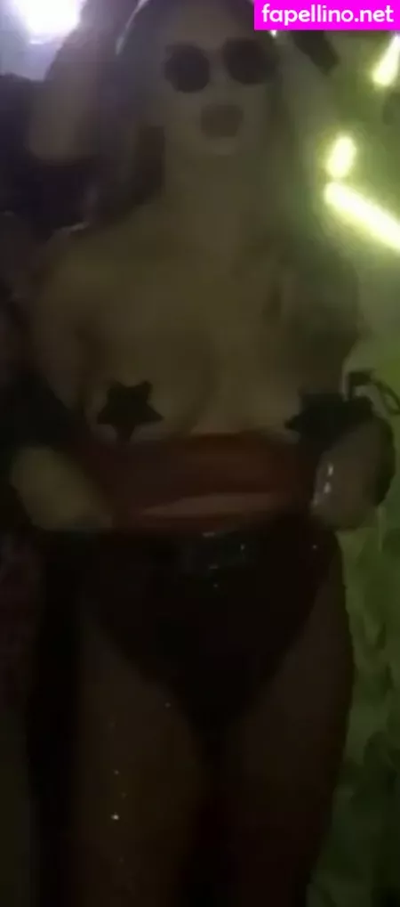 Teeteexoxo 1 OnlyFans Thumbnail #70J0BWOGl3