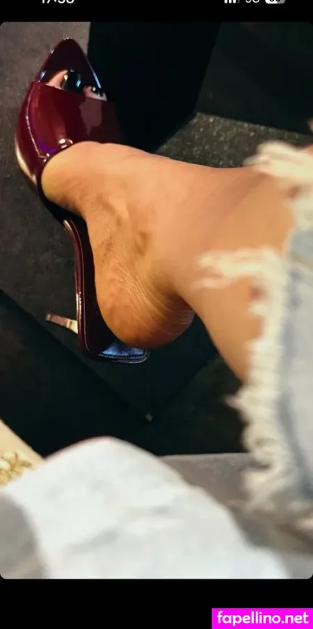 Teke On Heels OnlyFans Thumbnail #BOAIKu9bCL