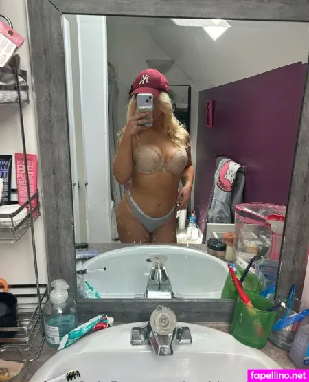 Tellyourbrokefriends OnlyFans Thumbnail #2gdVtuDVbR