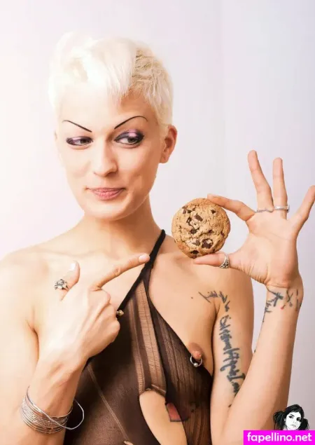 Temper Sg OnlyFans Thumbnail #td195Hd9u1