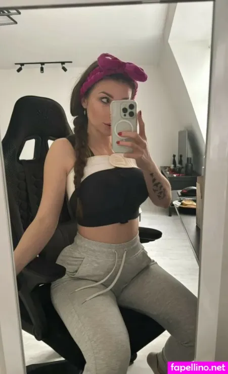 Temptressgirl OnlyFans Thumbnail #zIUfsi3O4c