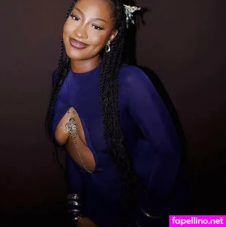 Tems OnlyFans Thumbnail #hb0o2SVsmT