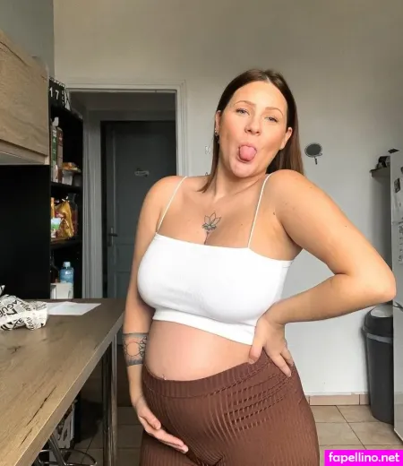 Tendance Melloff OnlyFans Thumbnail #WqqYVw6d6f