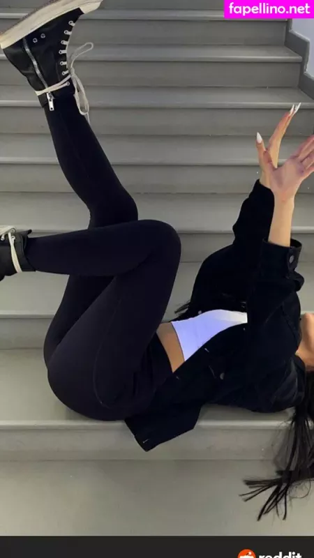 Tenderlybae OnlyFans Thumbnail #04kKKvSqop