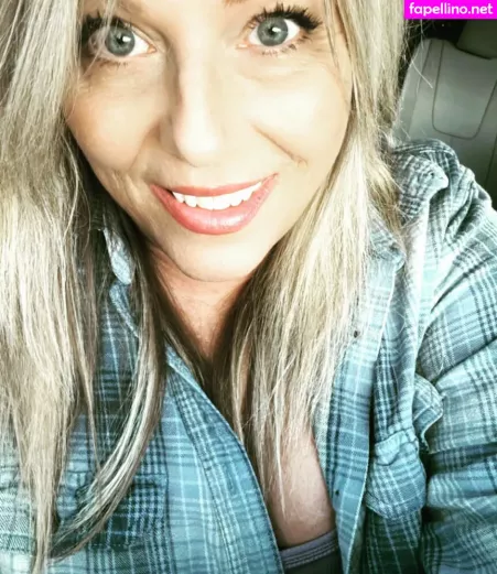 Tennesseegirl72 OnlyFans Thumbnail #iTMUIN9sZ0