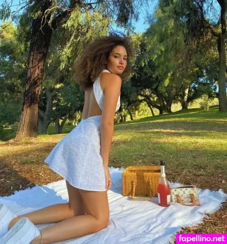 Teo Marcella OnlyFans Thumbnail #b3agQcIzHw