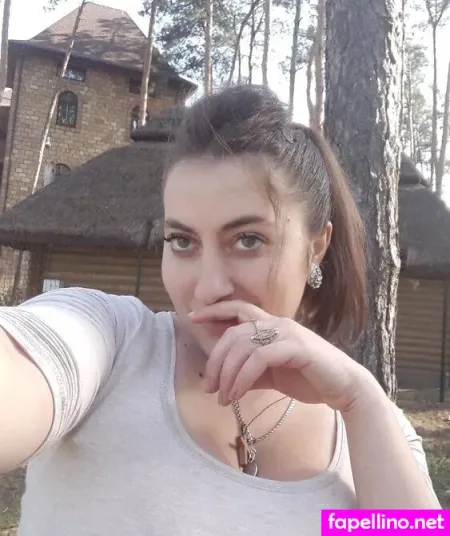 Teresa Poghosyan OnlyFans Thumbnail #8FYHU48bSQ