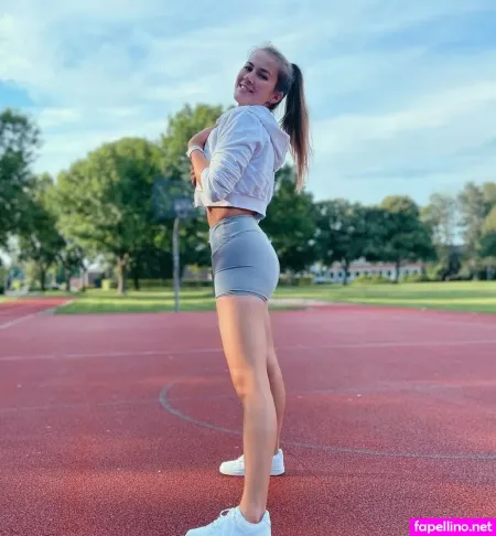 Teresakpfls OnlyFans Thumbnail #KvFdKOFJUn