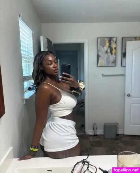 Teresalav 4 OnlyFans Thumbnail #fAXUs4NYj8