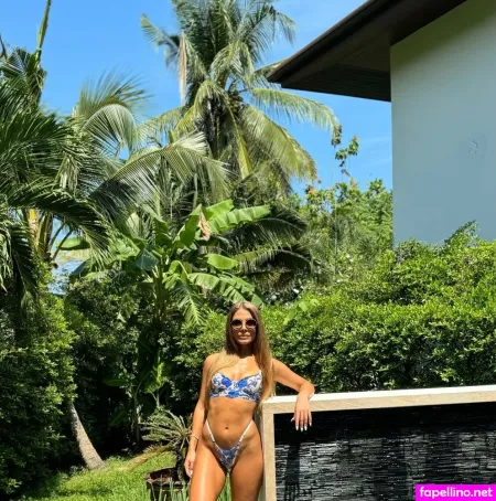 Terezkaaa00 OnlyFans Thumbnail #E1KtX0cb6p