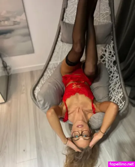 Terezkaaa00 OnlyFans Thumbnail #q013qyt2GA