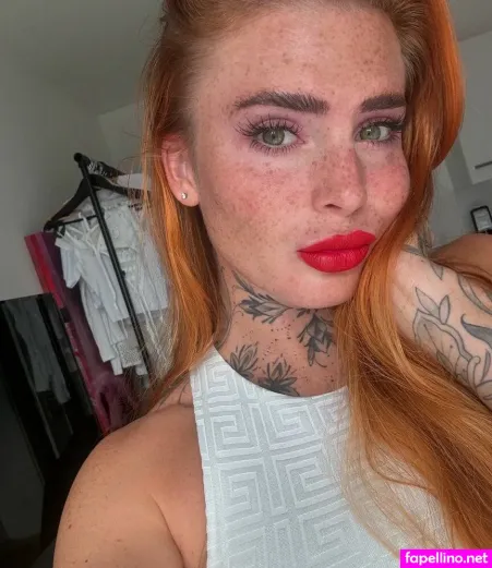 Terezkafoxiee OnlyFans Thumbnail #sGNN3fTGuL