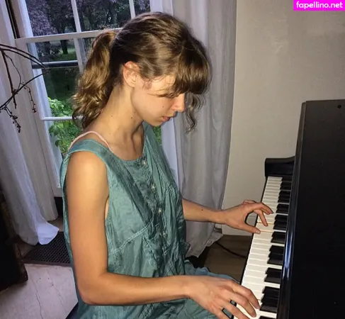 Terry Richardson OnlyFans Thumbnail #GWQHDeQHc3