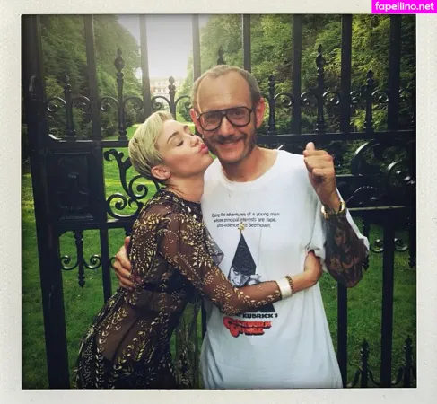 Terry Richardson OnlyFans Thumbnail #P8iqBxX8tn