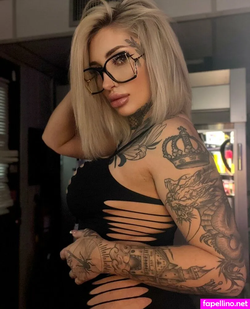 tessambitionofficial, tesstothetea, urbigtittybestie Nude Leaked OnlyFans Photo #GqDpGiVLVM