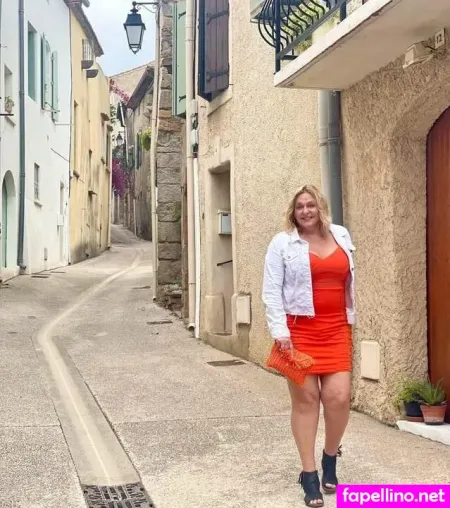 Tess Mature OnlyFans Thumbnail #0QhhcwZAol