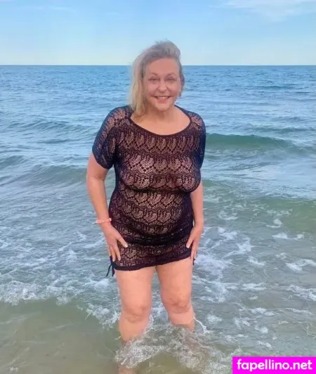 Tess Mature OnlyFans Thumbnail #2ZONleu1ey