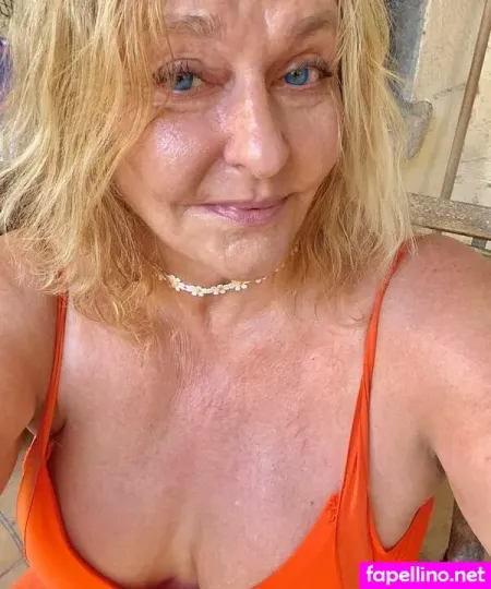 Tess Mature OnlyFans Thumbnail #s73xxrEopq