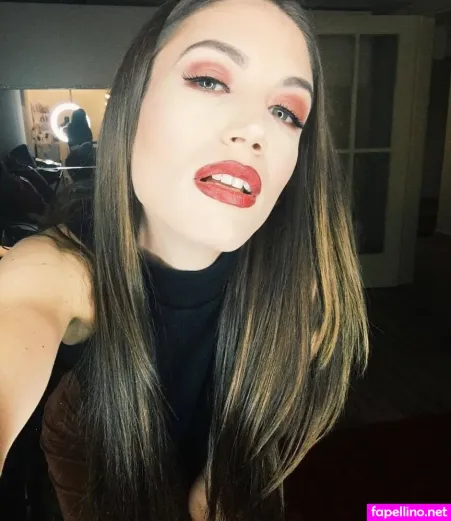 Tessa Bergmeier OnlyFans Thumbnail #UQKsa9kCB0
