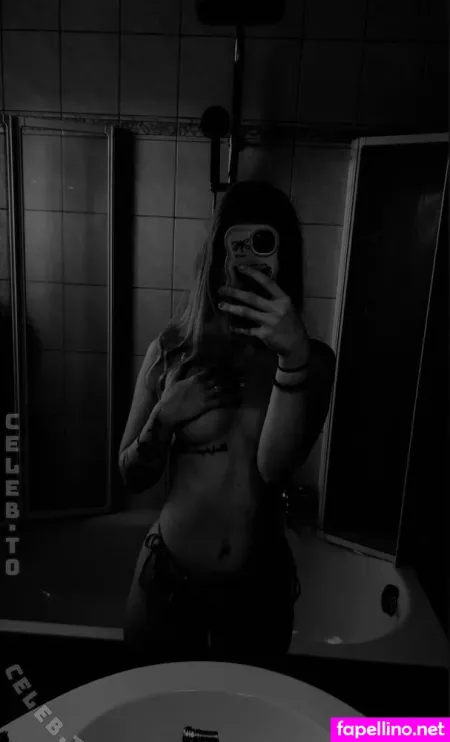 Tessa Brandt OnlyFans Thumbnail #Dp7yviUkKU