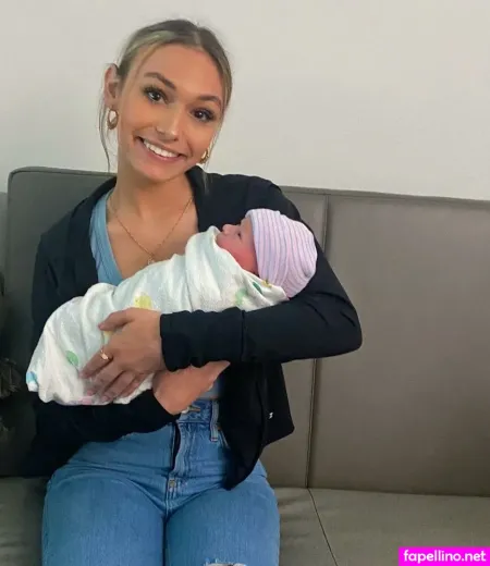 Tessa Lee OnlyFans Thumbnail #NncteNHJde