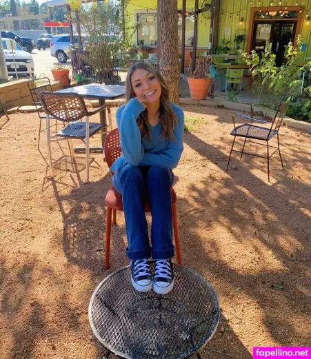 Tessa Lee OnlyFans Thumbnail #efa3j94Ymn