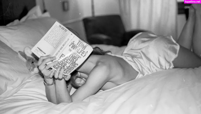 Tessa S Ghost OnlyFans Thumbnail #NzScbhxBt2