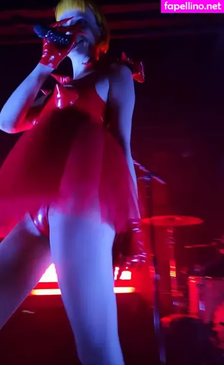 Tessa Violet OnlyFans Thumbnail #2GT07Zng65