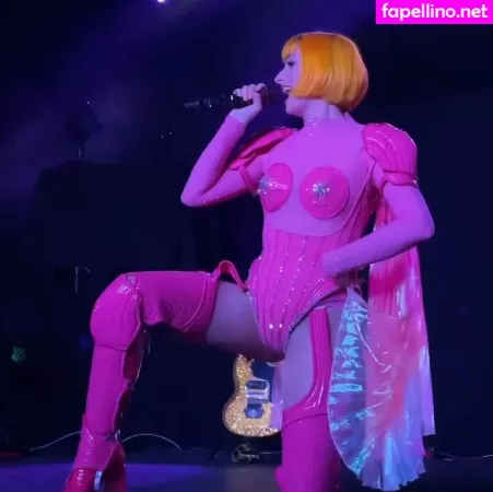 Tessa Violet OnlyFans Thumbnail #NxFBEsQLdq
