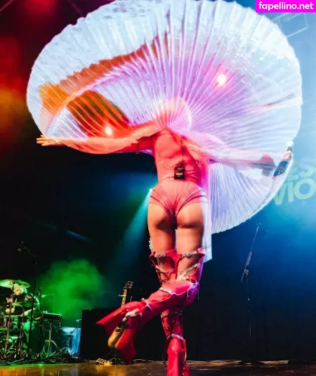 Tessa Violet OnlyFans Thumbnail #Wl1CR85FFY