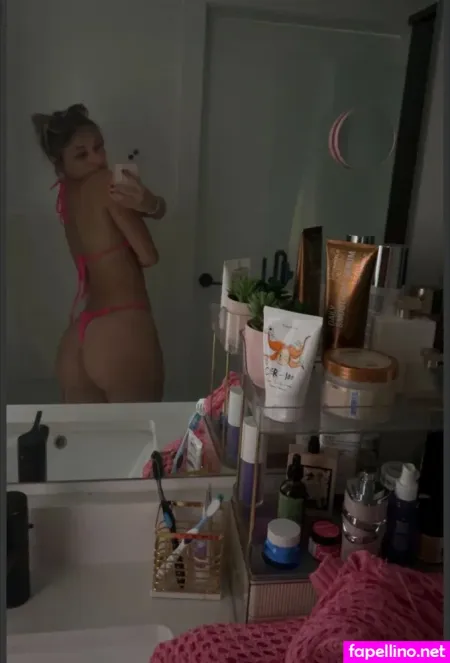 Tessalee OnlyFans Thumbnail #2Xg791Fchm