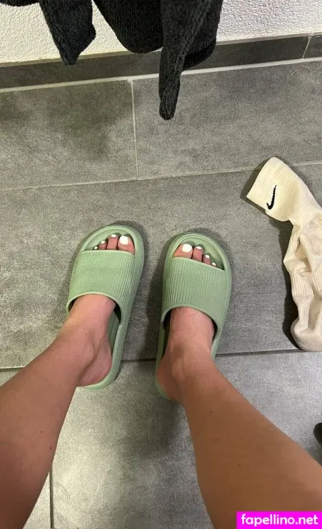 Tete A Pieds OnlyFans Thumbnail #3nJMvNraYr