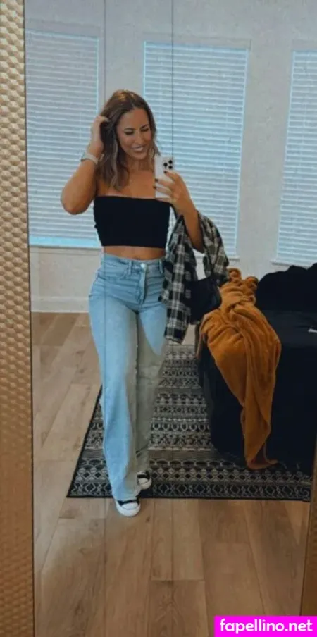Texas Hotwife Robyn Witha Y OnlyFans Thumbnail #aywzO6oxKy