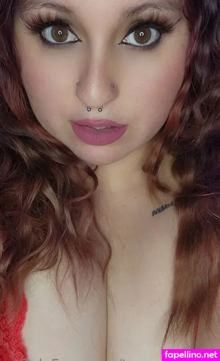 Texas Ruby93 OnlyFans Thumbnail #EhiMVE4Njw