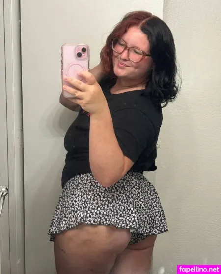 Texasbaddiee OnlyFans Thumbnail #8Qa7eXbAKL