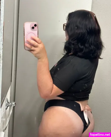 Texasbaddiee OnlyFans Thumbnail #QXTLWGpYSl