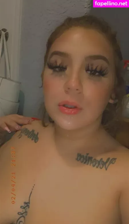 Texassnaee OnlyFans Thumbnail #hM1qLYr1Vn