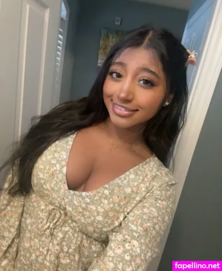 Tftuelips OnlyFans Thumbnail #1mi1UdNbYl