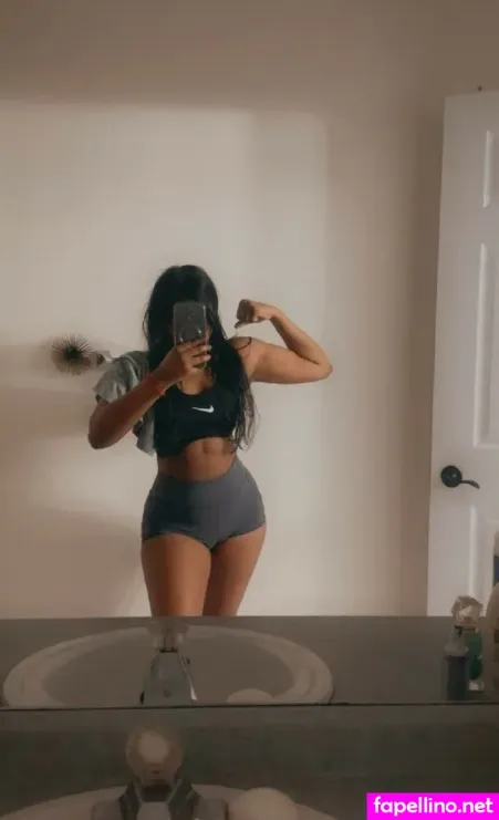 Tftuelips OnlyFans Thumbnail #YzLgwTVwZD