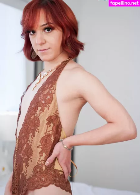 Tgirl Tops OnlyFans Thumbnail #9n1tslOB8Y