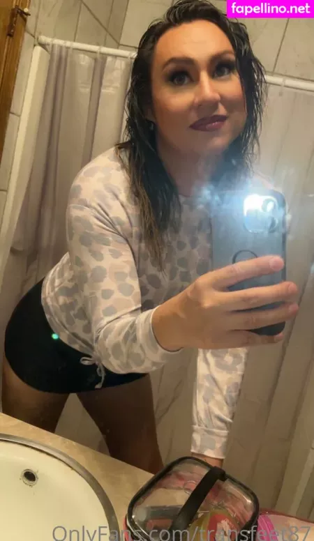 Tgirlfeet35 OnlyFans Thumbnail #Yig2S61iDS