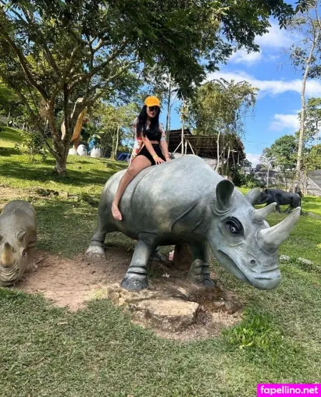 Tha Ly OnlyFans Thumbnail #0aLQrPZbGm