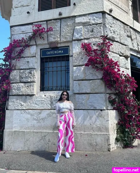 Tha Ly OnlyFans Thumbnail #KbWv9knqH8