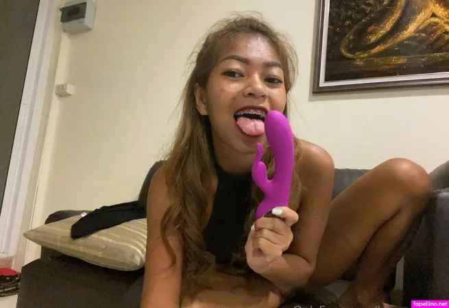 Thai Girls OnlyFans Thumbnail #4F5p5ZHwPW