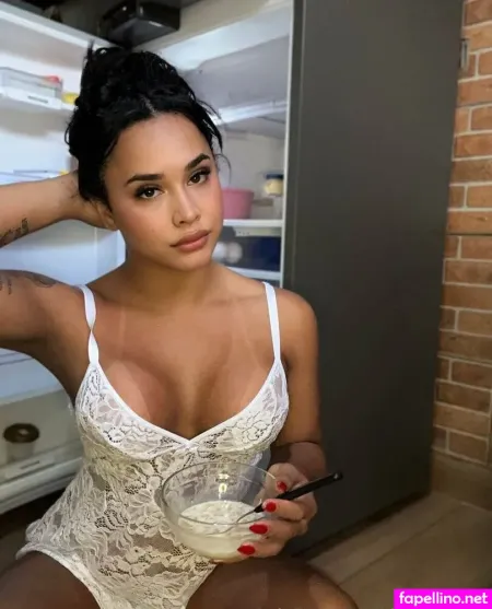 Thainaaccio OnlyFans Thumbnail #Z14gtkS9nP